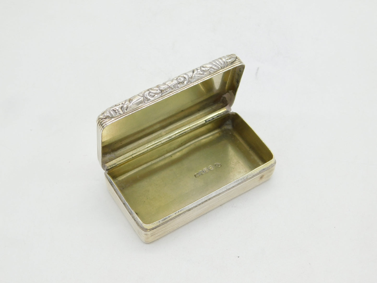George III Sterling Silver Floral Pattern Snuff Box Antique 1820 London