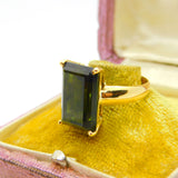 18ct Yellow Gold Baguette Cut Natural Green Tourmaline Cocktail Ring Vintage