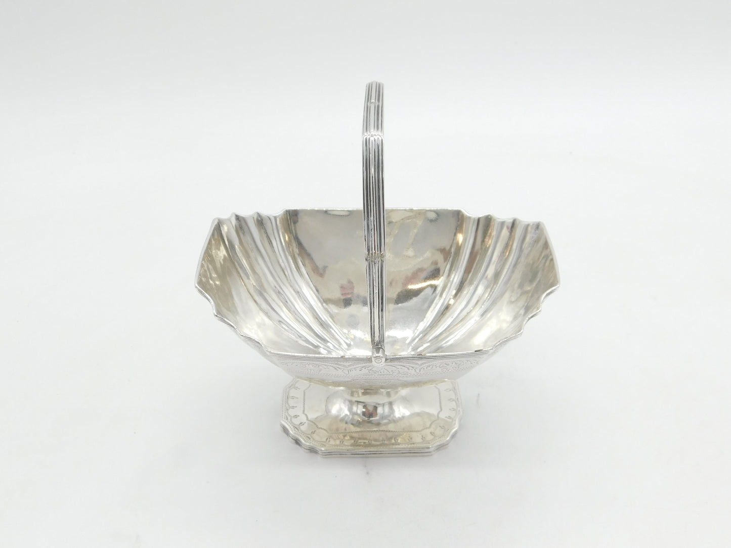 George III Sterling Silver Dog Crest Sweet-Treat Basket Antique 1793 London