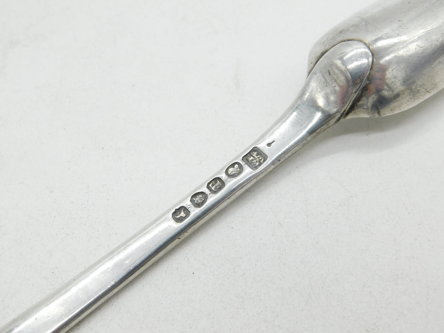George III Sterling Silver Heraldic Crest Bone Marrow Scoop Antique 1814 London