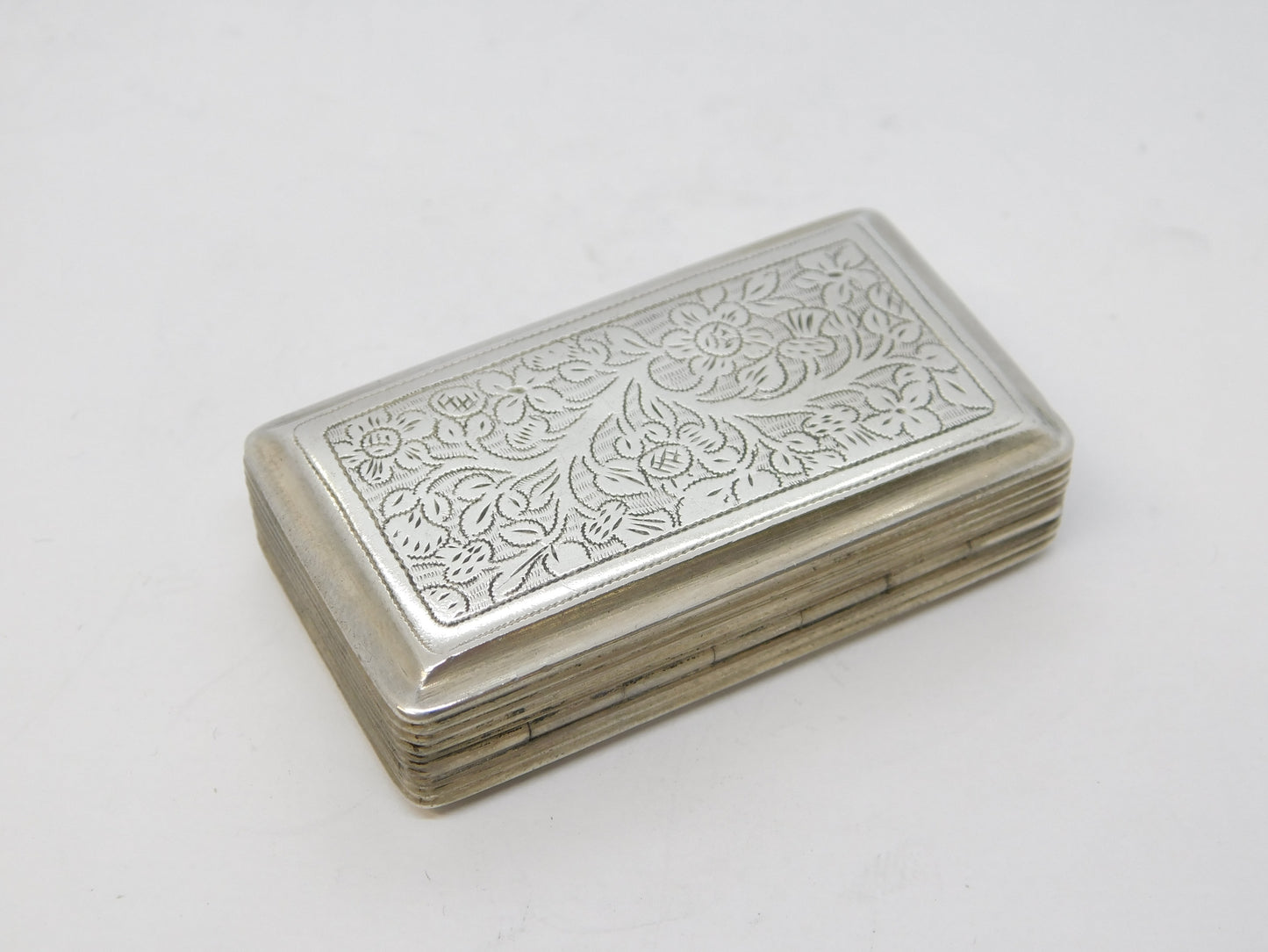 William IV Sterling Silver Floral Pattern Snuff Box Antique 1835 Birmingham