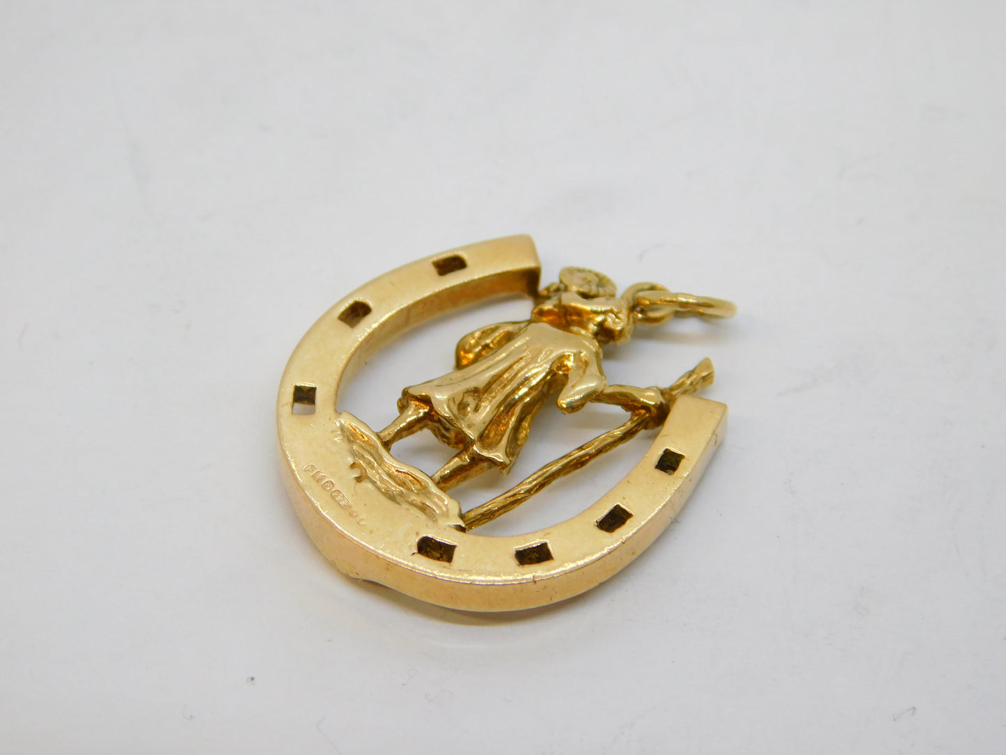 9ct Gold, Good Luck Horseshoe St. Christopher Travel Pendant Vintage 1971 London