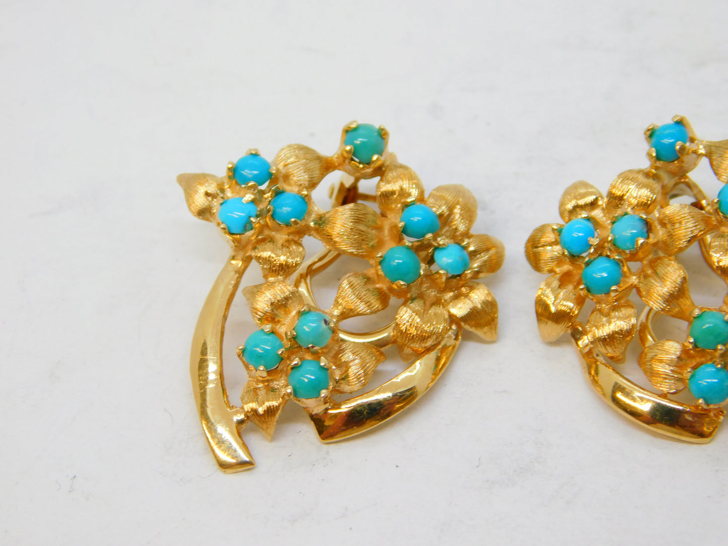 14ct Yellow Gold Turquoise Set Floral Clip-On Earrings Vintage c1970 Continental