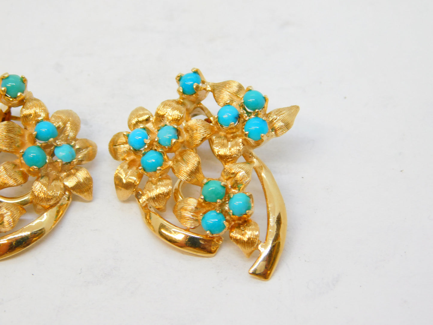 14ct Yellow Gold Turquoise Set Floral Clip-On Earrings Vintage c1970 Continental