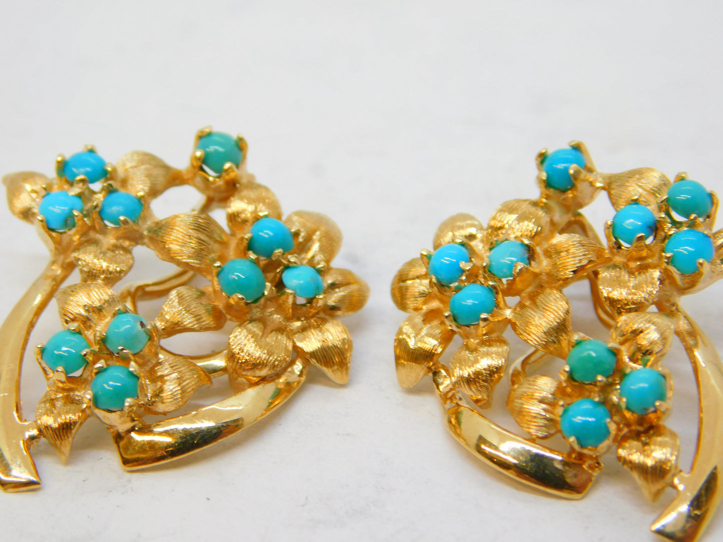 14ct Yellow Gold Turquoise Set Floral Clip-On Earrings Vintage c1970 Continental