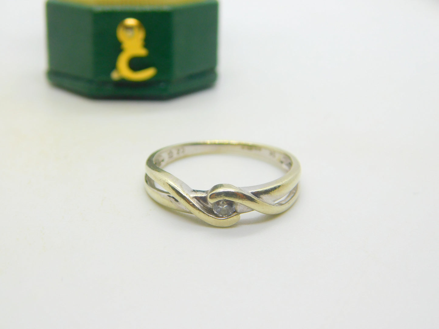 9ct White Gold & 0.1ct Diamond Crossover Ring Vintage c1990 London