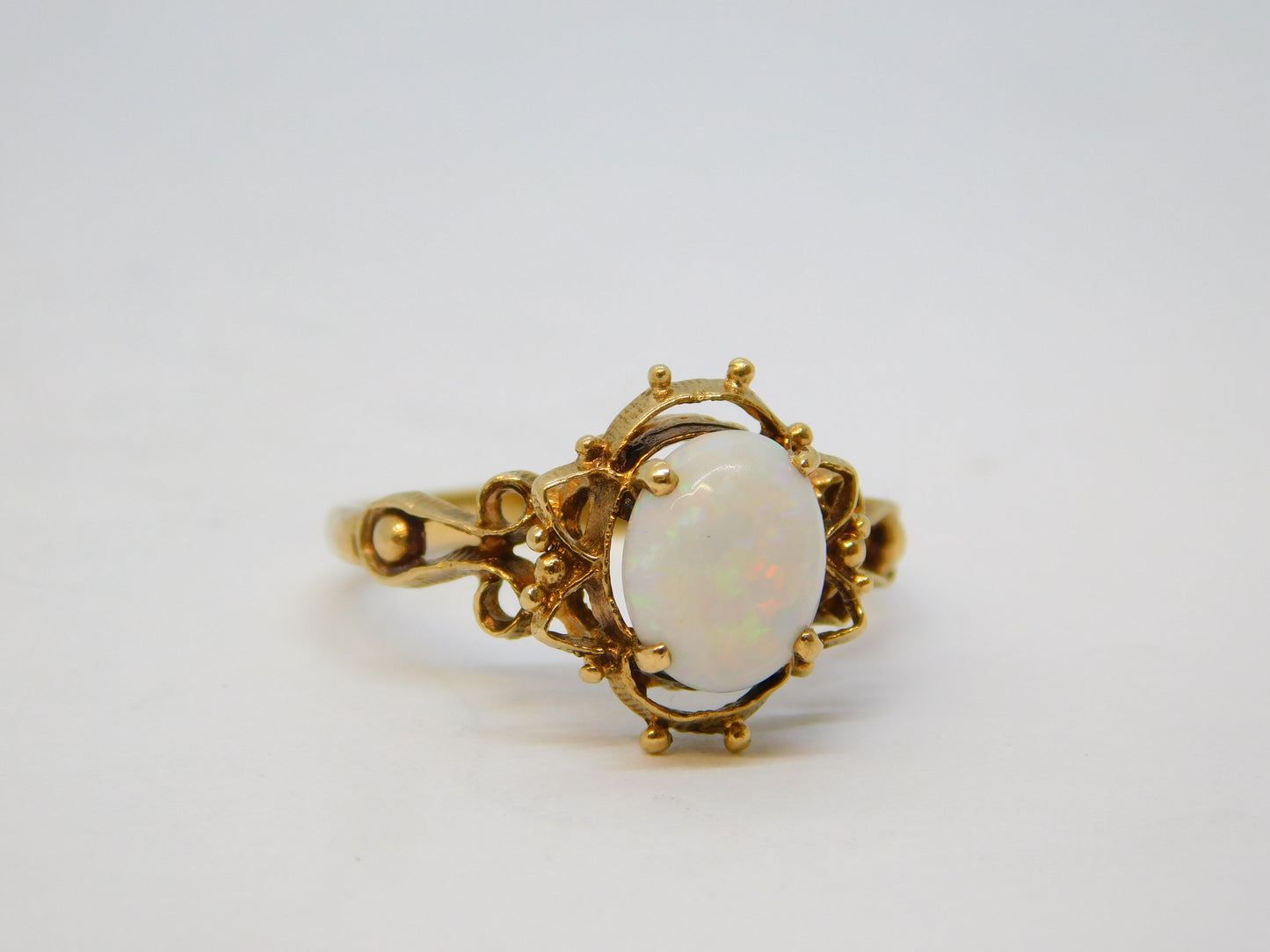 9ct Yellow Gold, Cabochon White Opal Set Floral Dress Ring Antique 1949 Deco