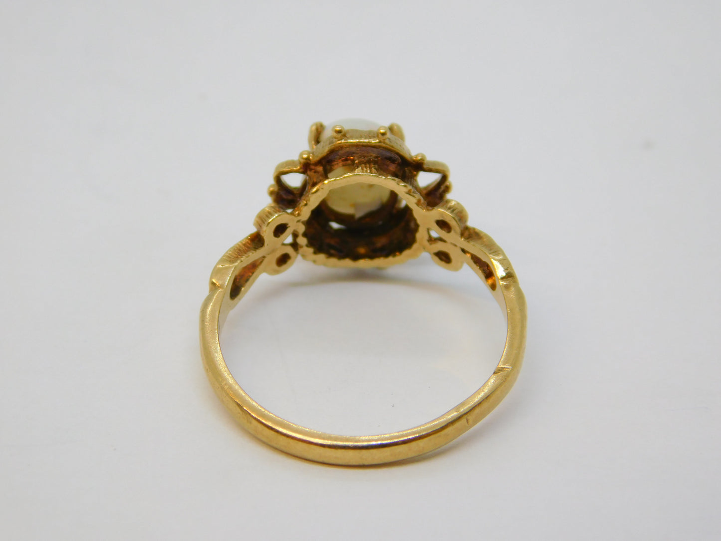 9ct Yellow Gold, Cabochon White Opal Set Floral Dress Ring Antique 1949 Deco