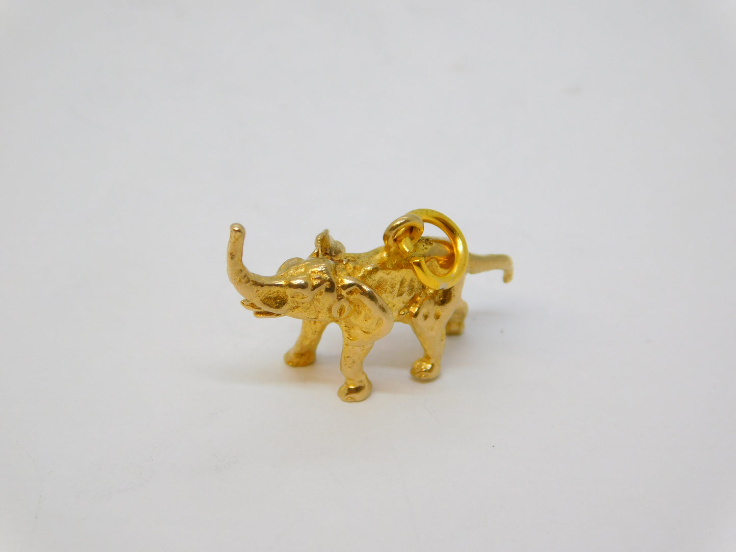 9ct Yellow Gold Cast Good Luck Elephant Charm Pendant Vintage 1966 London