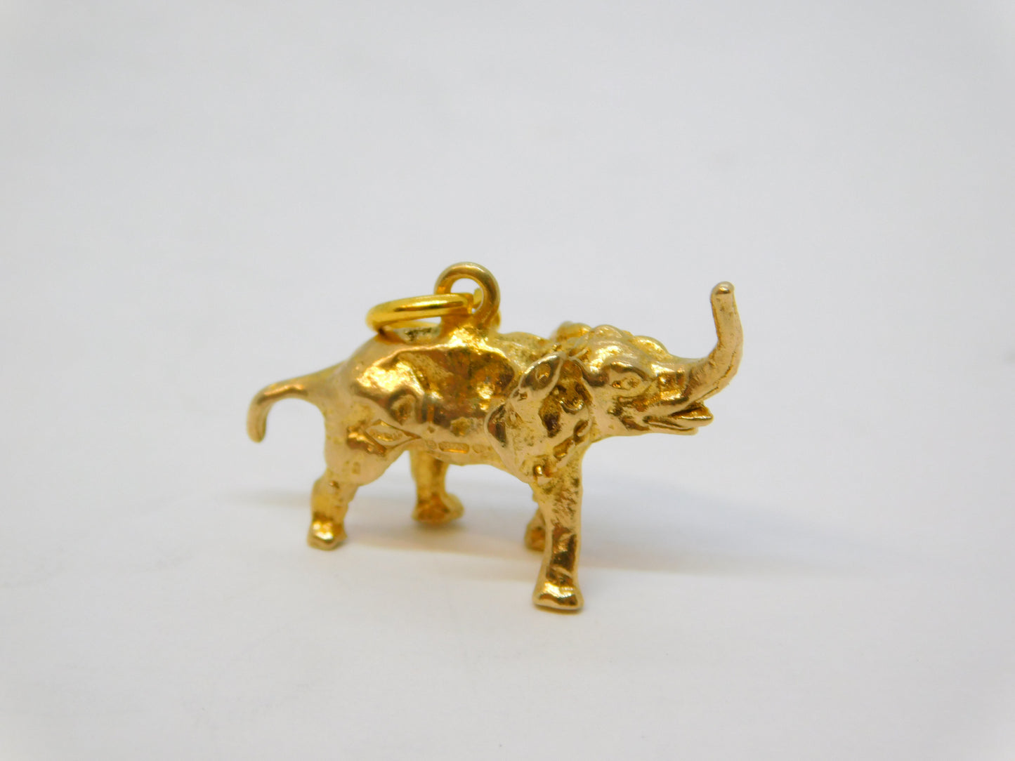 9ct Yellow Gold Cast Good Luck Elephant Charm Pendant Vintage 1966 London
