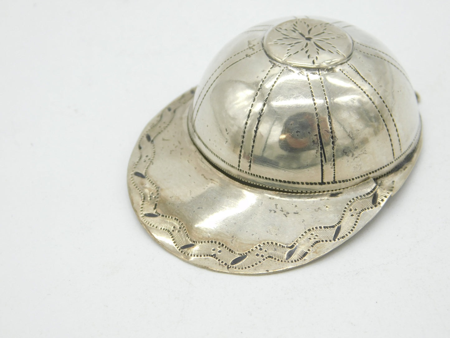 George III Sterling Silver Novelty Jockey Cap Tea Caddy Spoon Antique 1799 AF