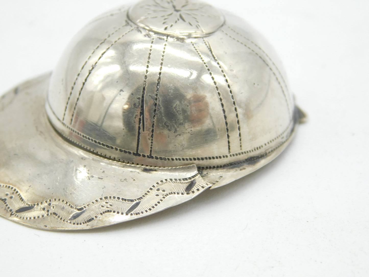 George III Sterling Silver Novelty Jockey Cap Tea Caddy Spoon Antique 1799 AF