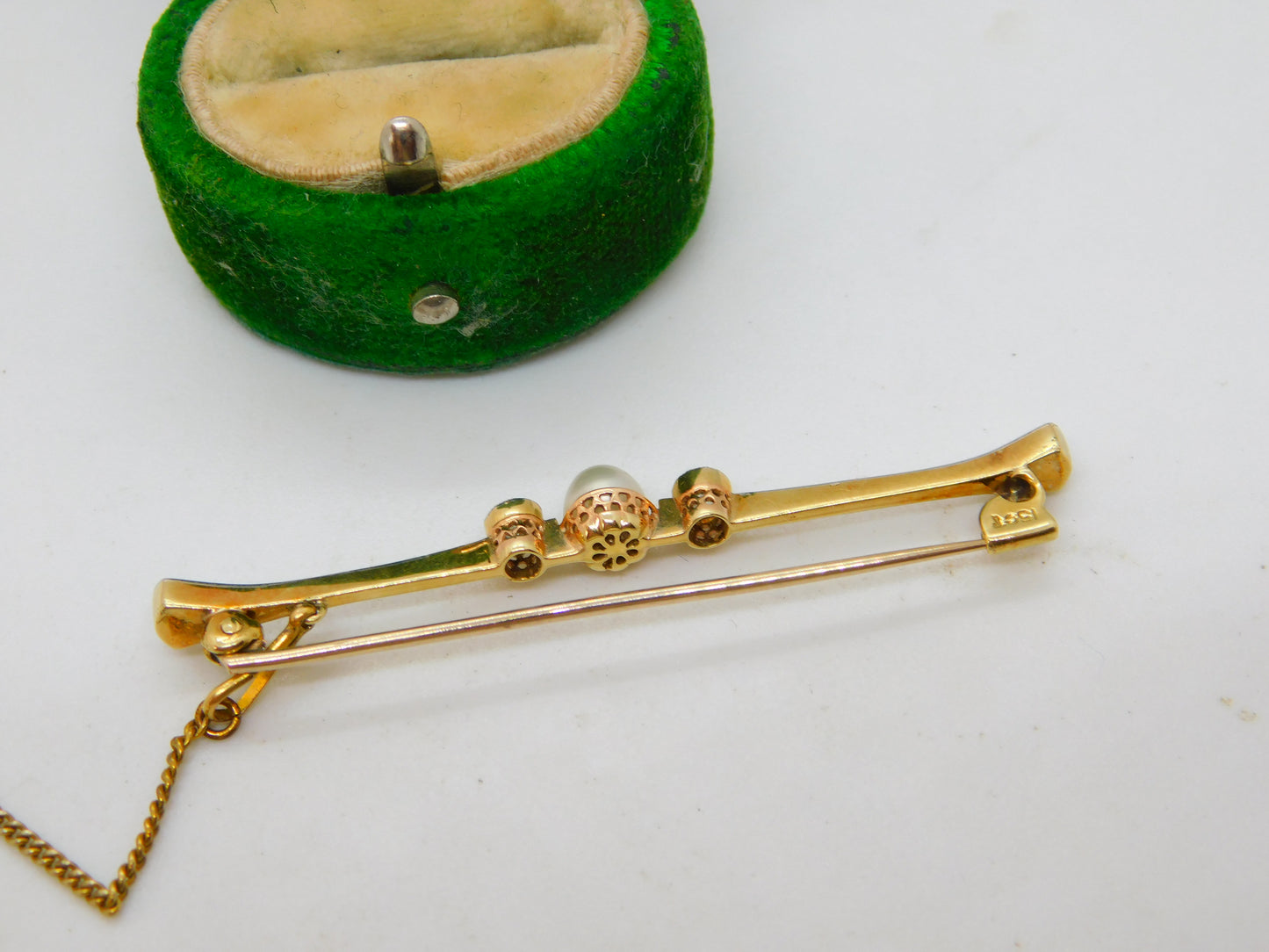 Victorian 15ct Gold, 0.2ct Rose Cut Diamond & Pearl Bar Brooch Antique c1890