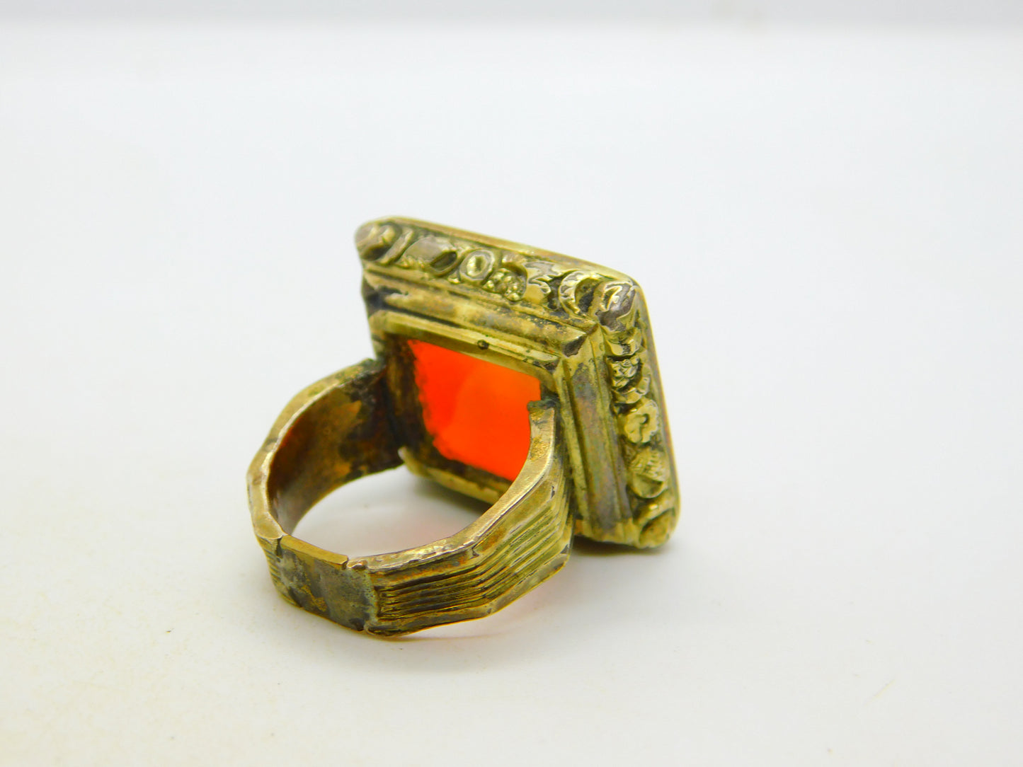George III 9ct Gold, Carnelian Agate 'VL' Initial Seal Signet Ring Antique c1790