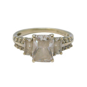 9ct White Gold & Spinel Set Graduating Dress Ring Vintage c1990