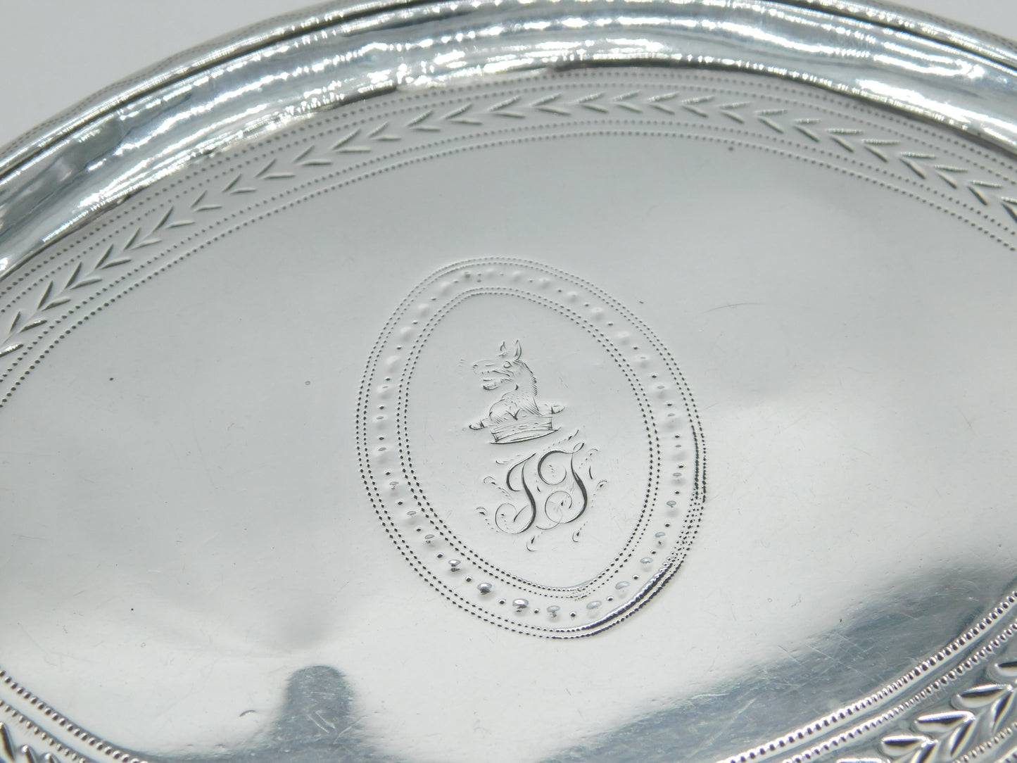 George III Sterling Silver Dog Crest Teapot Stand Antique 1788 London