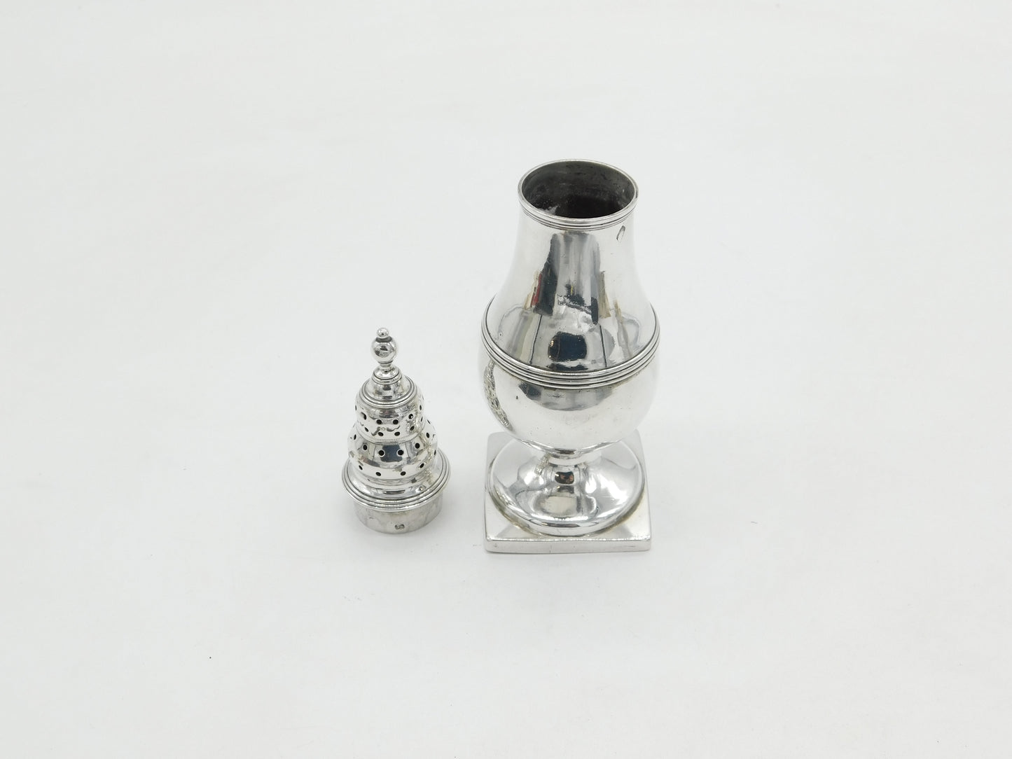 George III Sterling Silver Pedestal Sugar Caster Muffineer Antique 1803 London