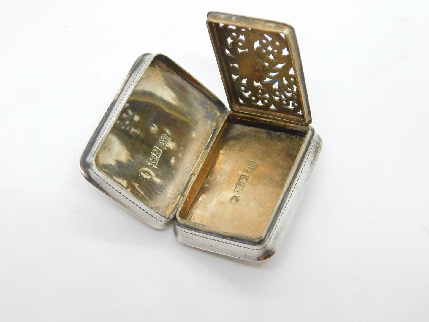 William IV Sterling Silver Vinaigrette Antique 1835 Birmingham Nathaniel Mills