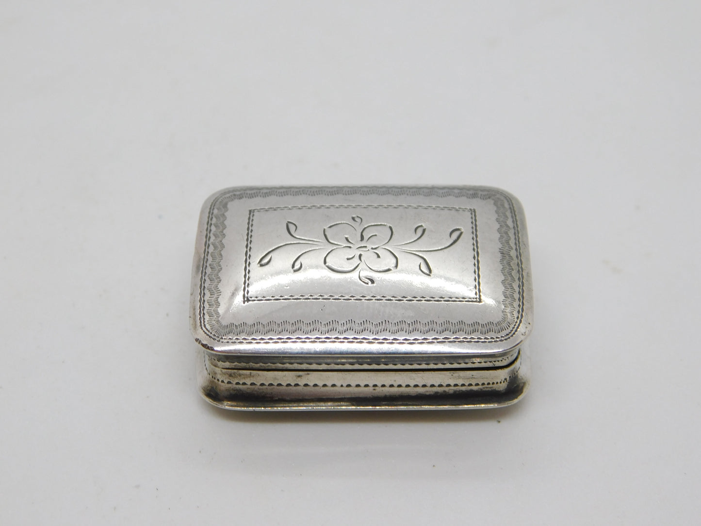 William IV Sterling Silver Vinaigrette Antique 1835 Birmingham Nathaniel Mills
