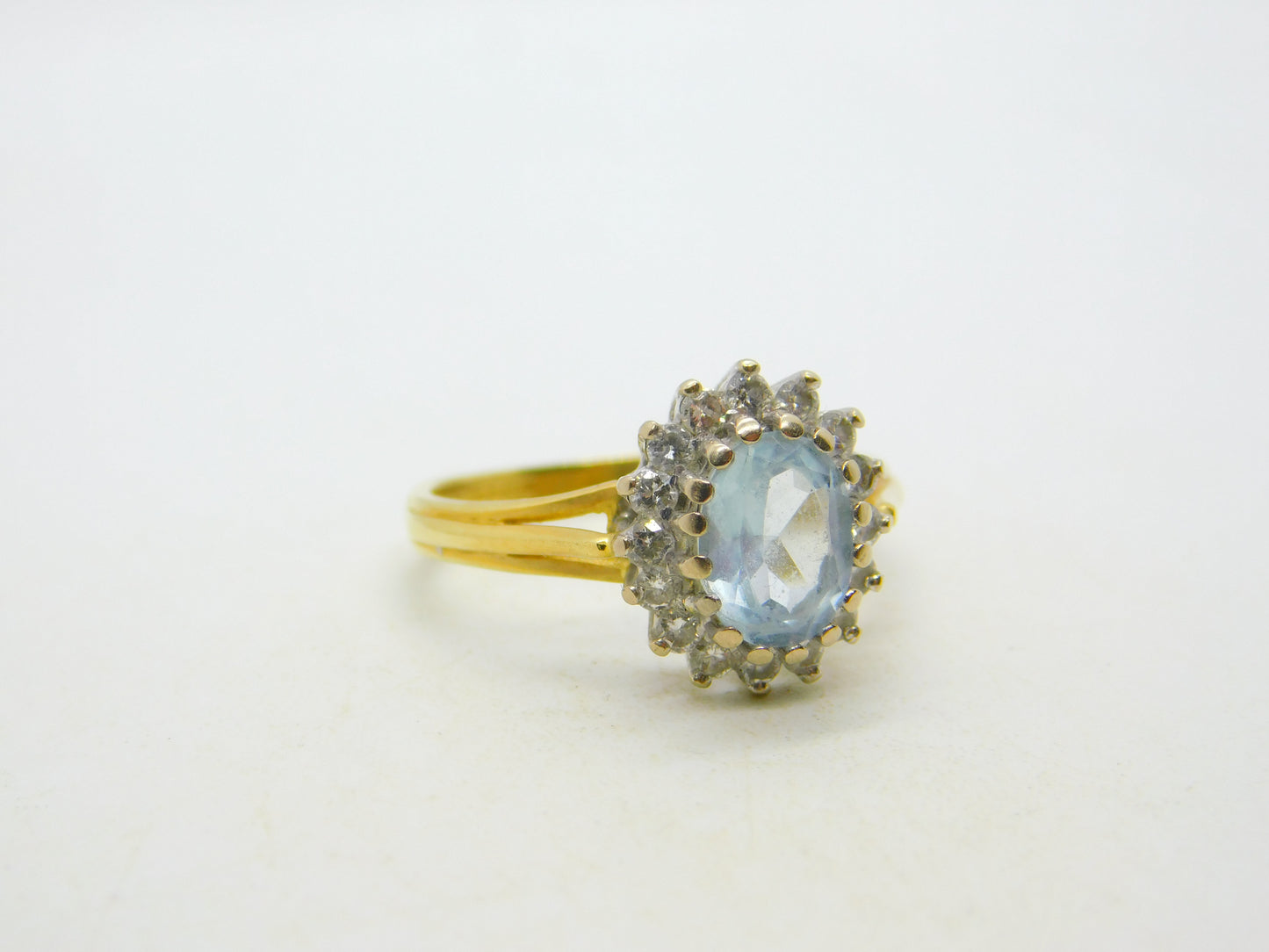 18ct Yellow Gold, 1ct Aquamarine & Diamond Engagement Ring Vintage c2000