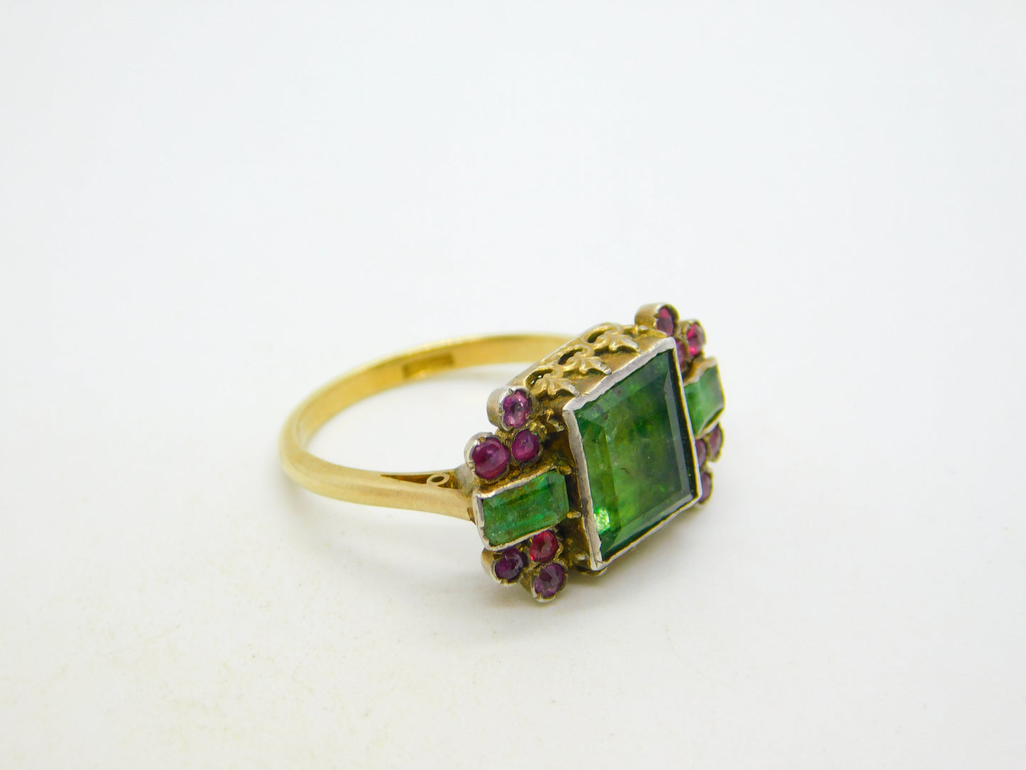 18th Century 18ct Gold, Green Paste, Ruby Mourning Ring Antique c1790 Georgian