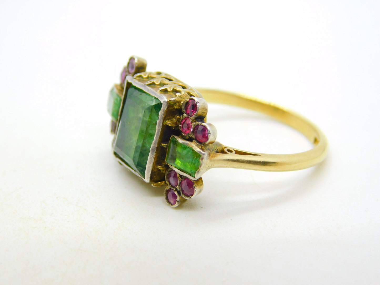 18th Century 18ct Gold, Green Paste, Ruby Mourning Ring Antique c1790 Georgian