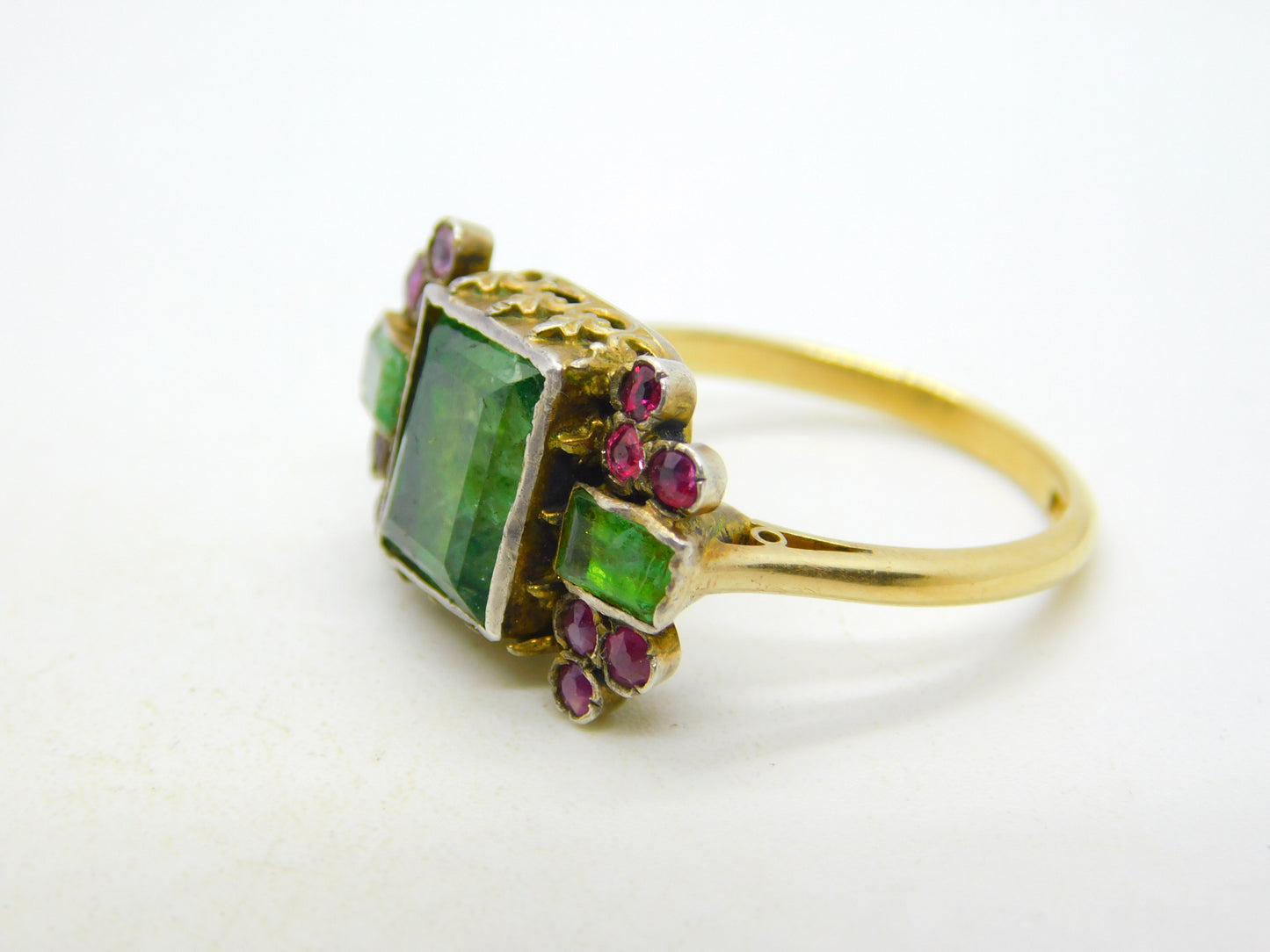 18th Century 18ct Gold, Green Paste, Ruby Mourning Ring Antique c1790 Georgian