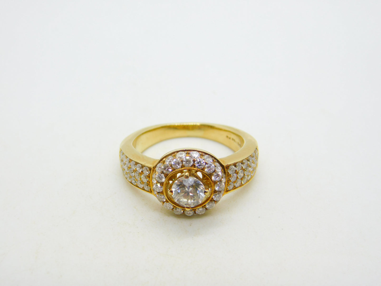 18ct Yellow Gold & 0.5ct Round Cut Diamond Halo Ring Vintage c2000
