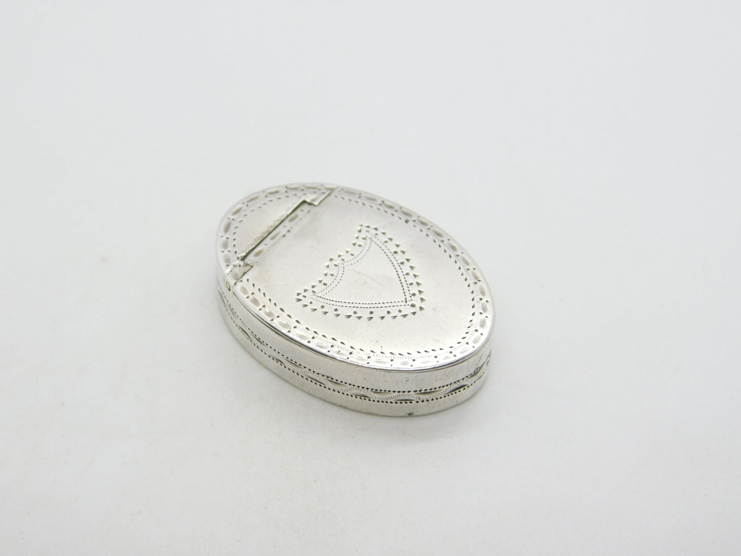 George III Sterling Silver Oval Form Pill or Patch Box Antique 1791 Birmingham