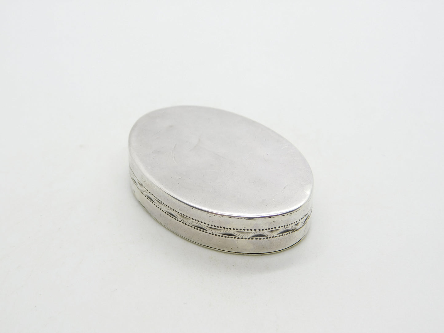 George III Sterling Silver Oval Form Pill or Patch Box Antique 1791 Birmingham