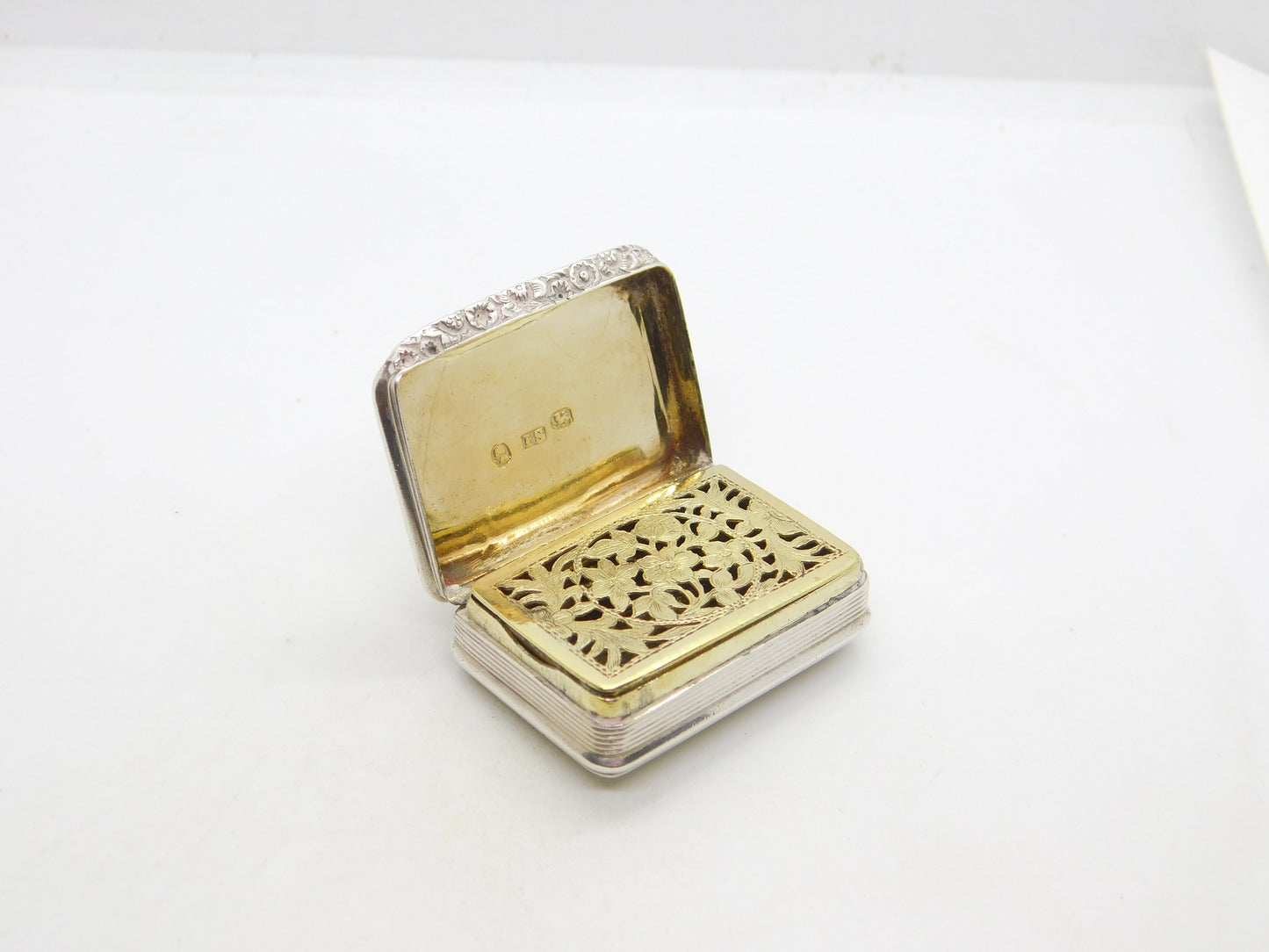 George III Sterling Silver Floral Pattern Vinaigrette Antique 1818 Birmingham