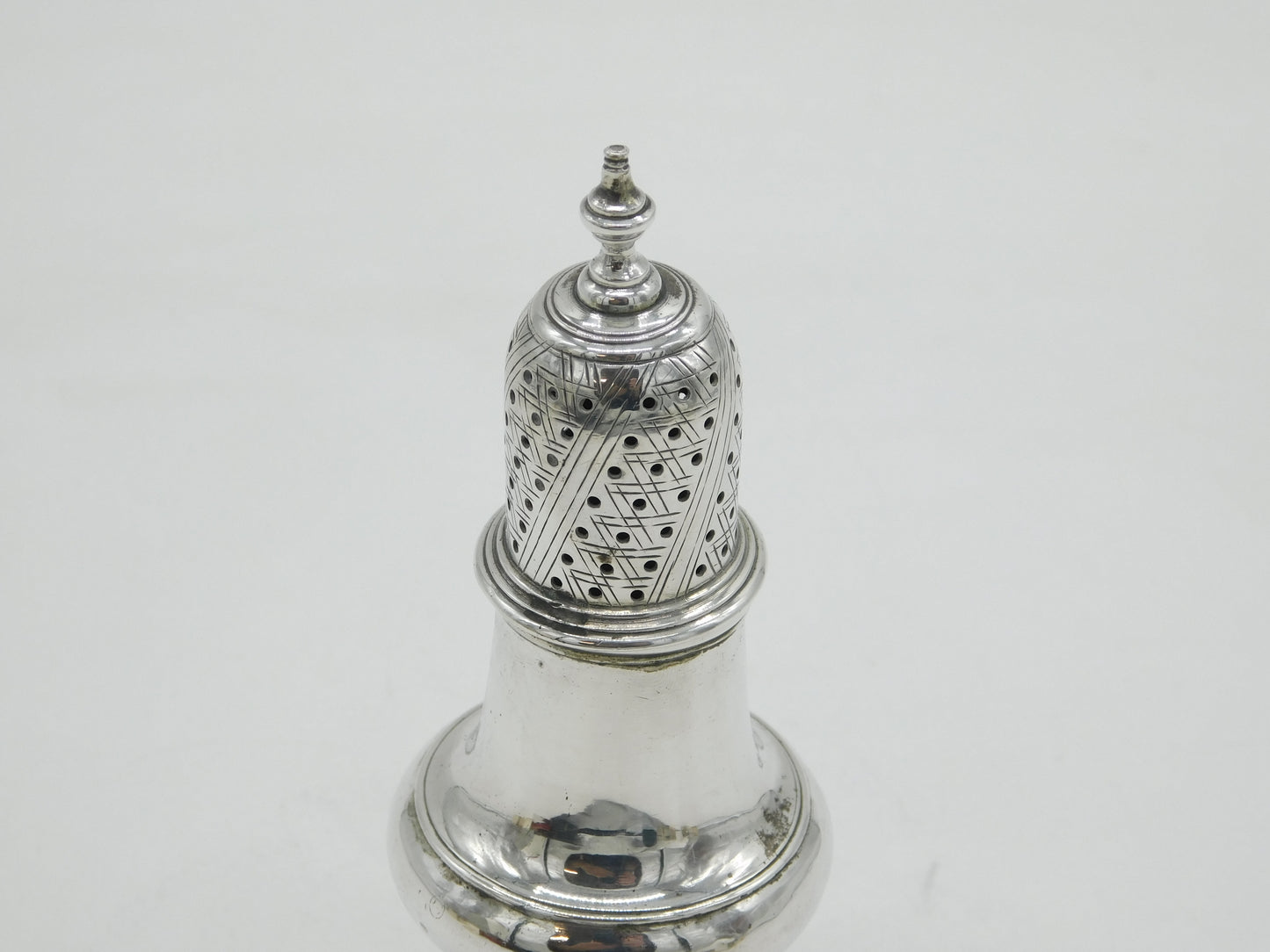 George III Sterling Silver Muffineer Sugar Caster Antique 1777 London