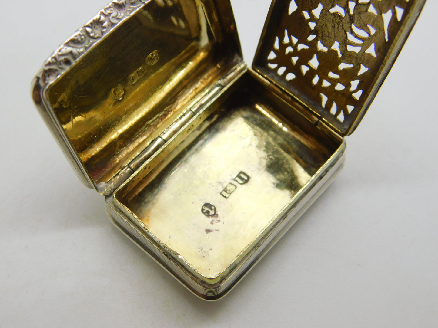 George III Sterling Silver Floral Pattern Vinaigrette Antique 1818 Birmingham
