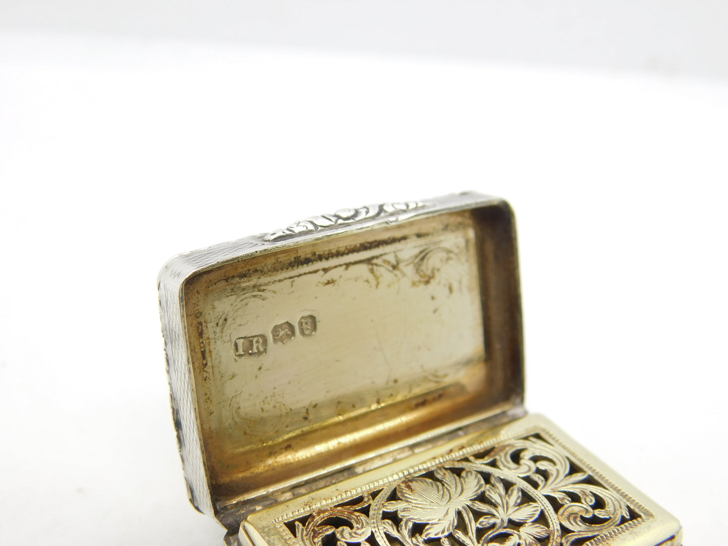 George IV Sterling Silver Floral Pattern Vinaigrette Antique 1822 London