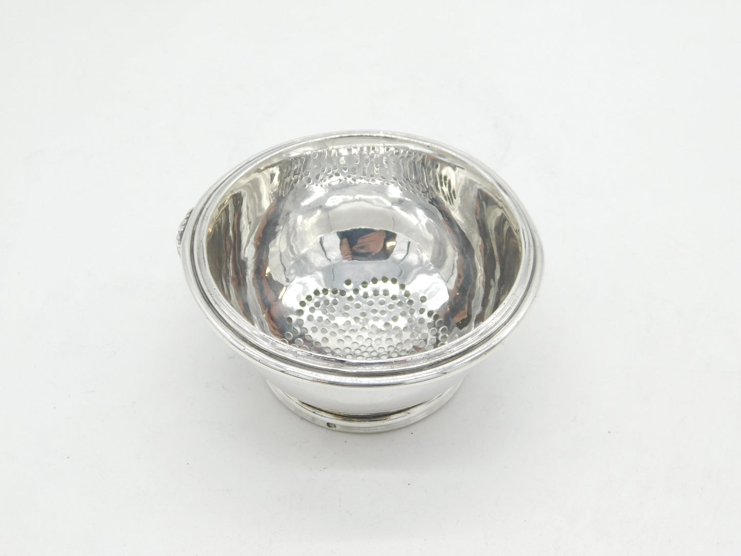 George III Sterling Silver Shell Pattern Wine Strainer Antique c1810 London