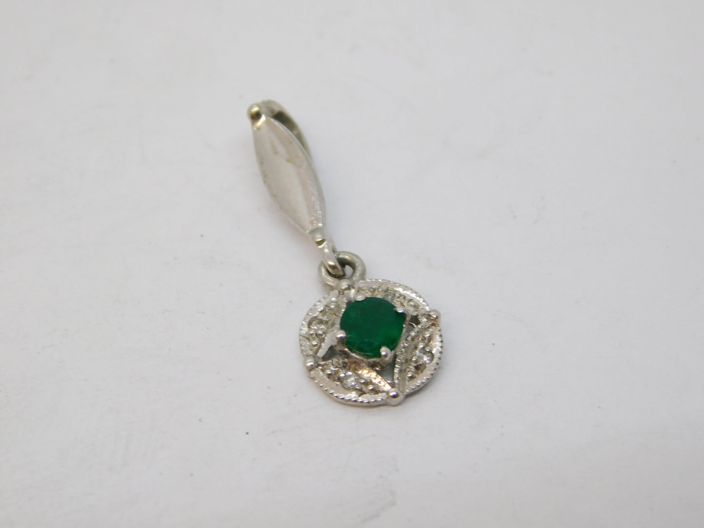 9ct White Gold, Emerald & Diamond Drop Pendant Vintage c1990 Birmingham