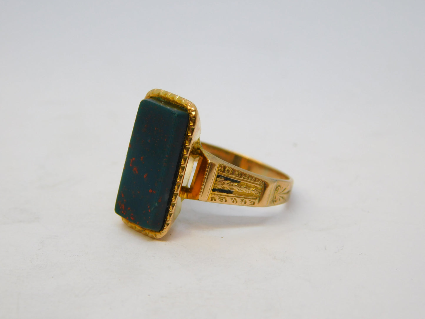 19th Century 9ct Gold Large Bloodstone Panel Signet Ring Antique c1840