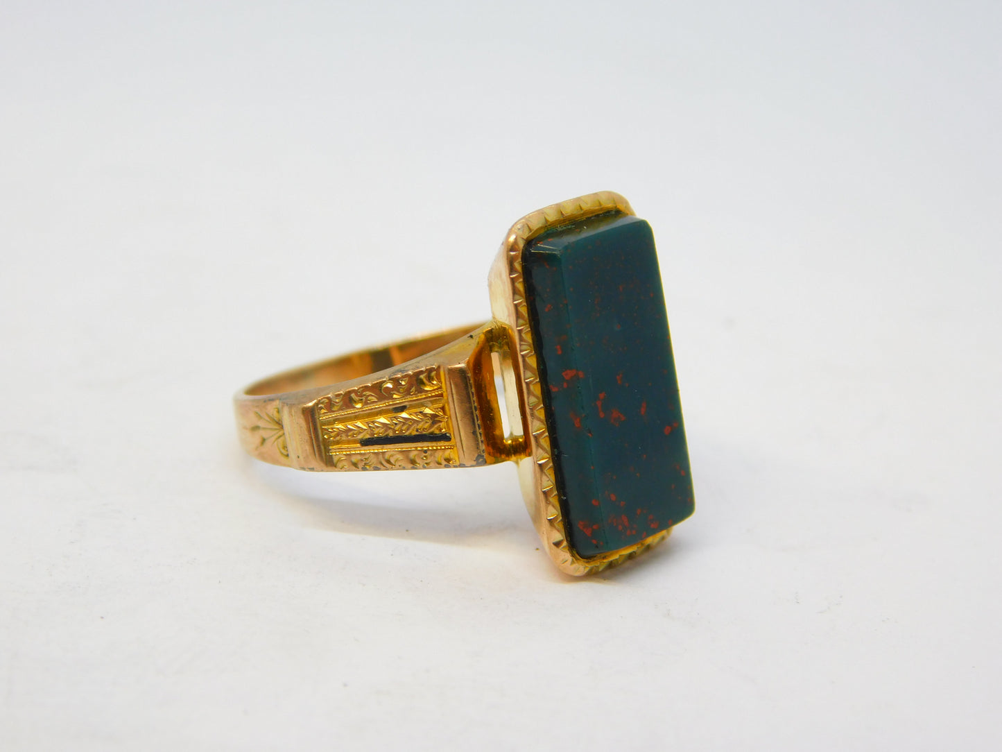 19th Century 9ct Gold Large Bloodstone Panel Signet Ring Antique c1840