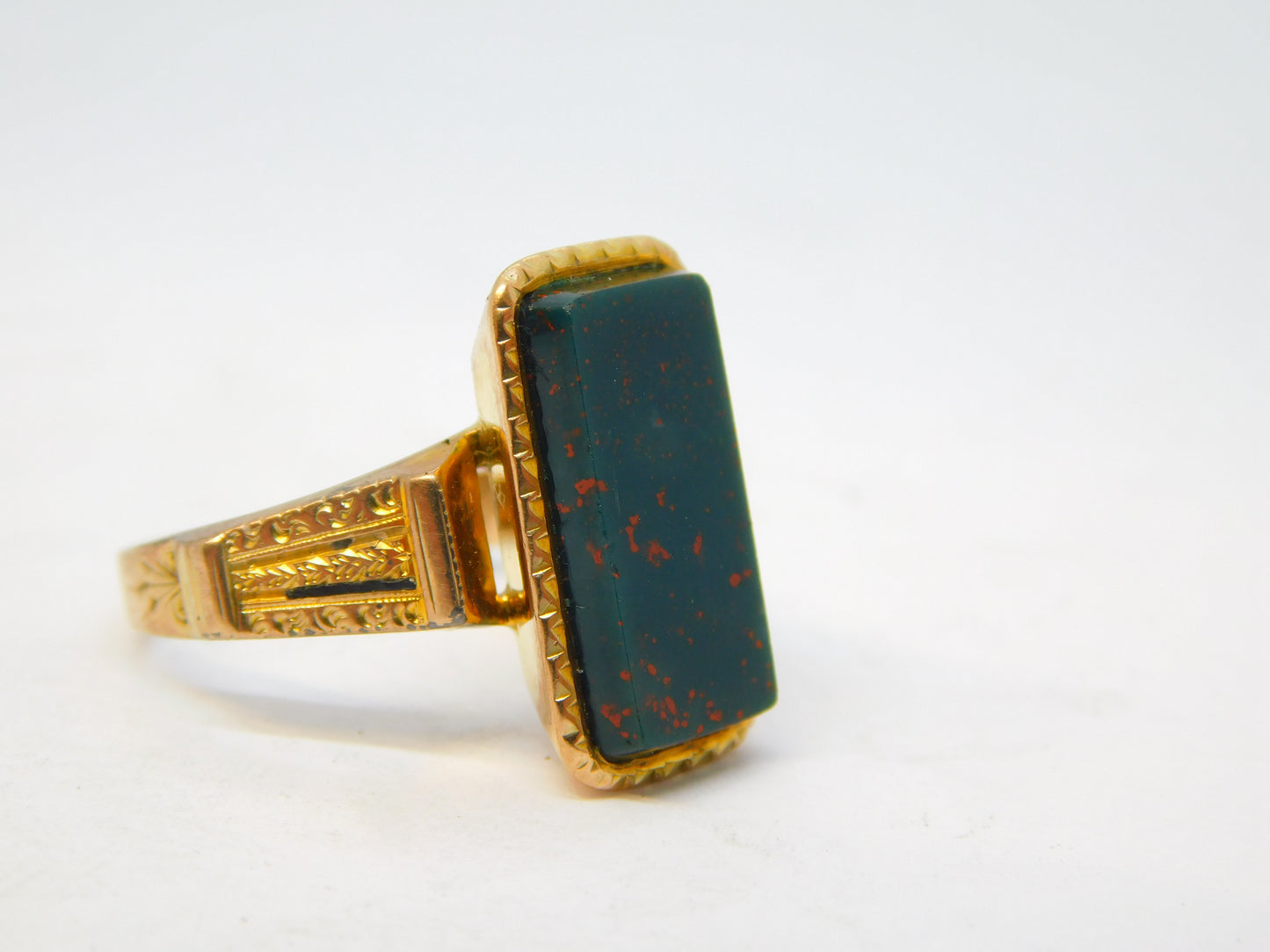 19th Century 9ct Gold Large Bloodstone Panel Signet Ring Antique c1840