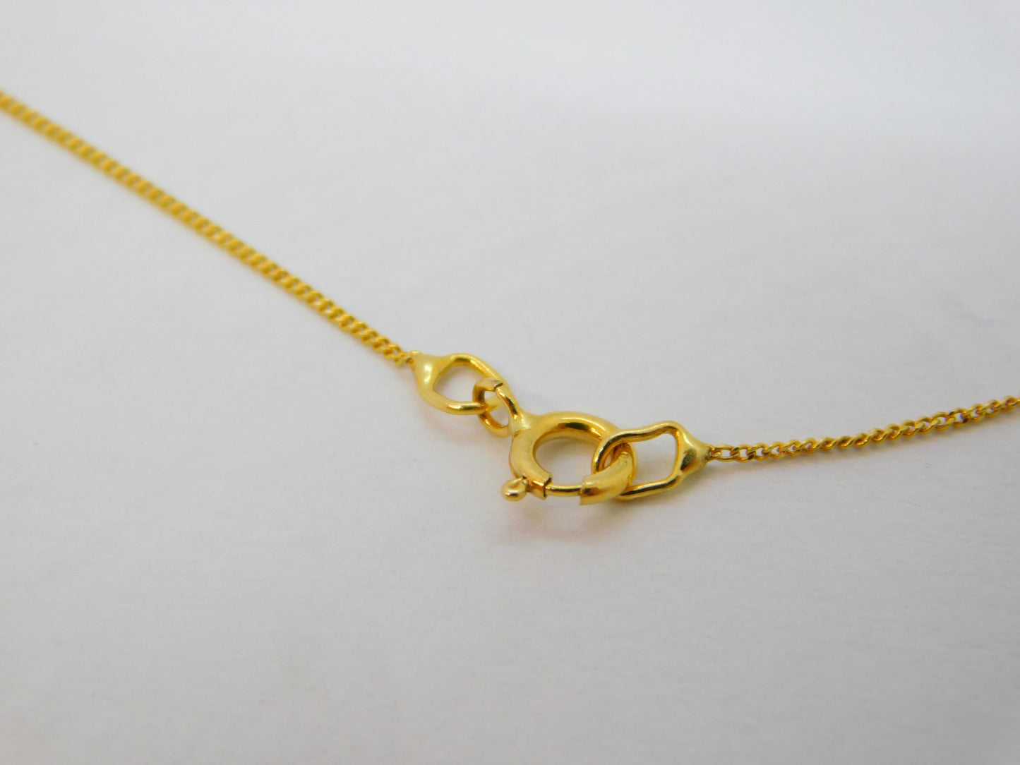 14ct Yellow Gold & Gilt Set Cabochon Opal Pendant Necklace Vintage c1970