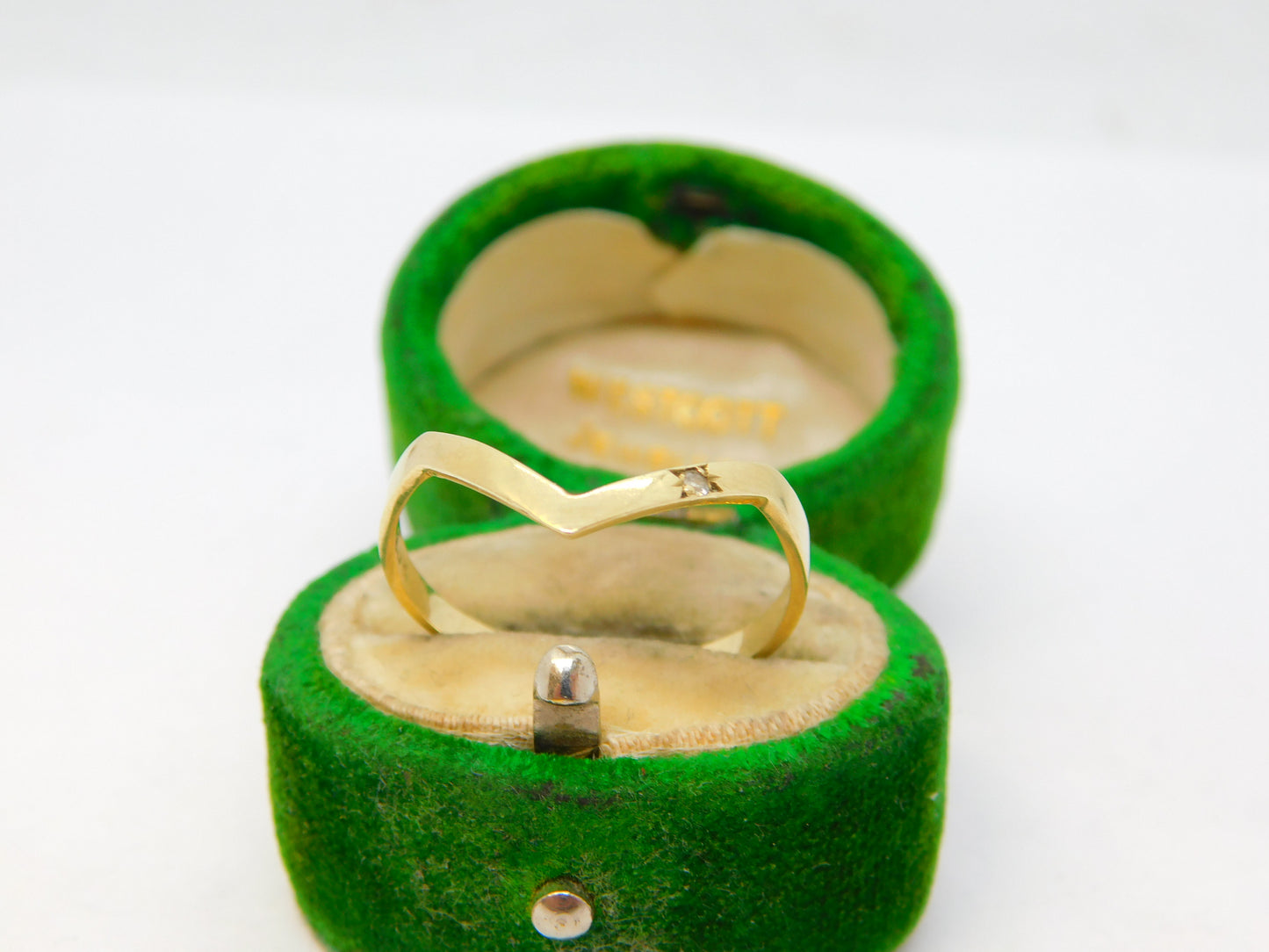 9ct Yellow Gold & Diamond Set Wishbone Dress Ring Vintage c1970