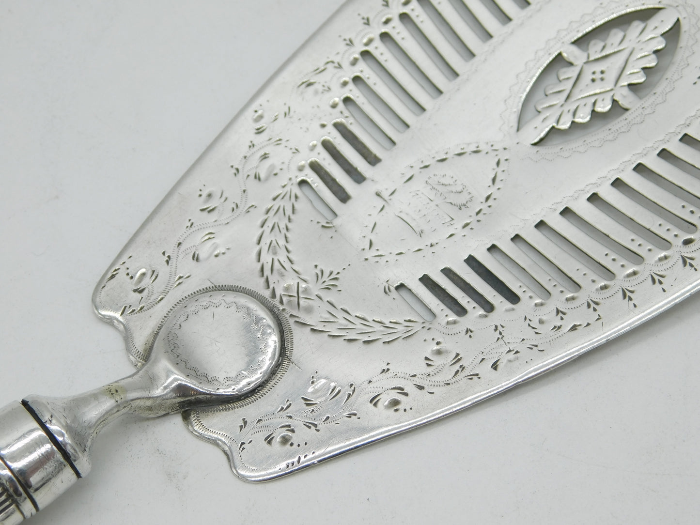 George III Sterling Silver Floral Pattern Fish Slice Antique 1784 London