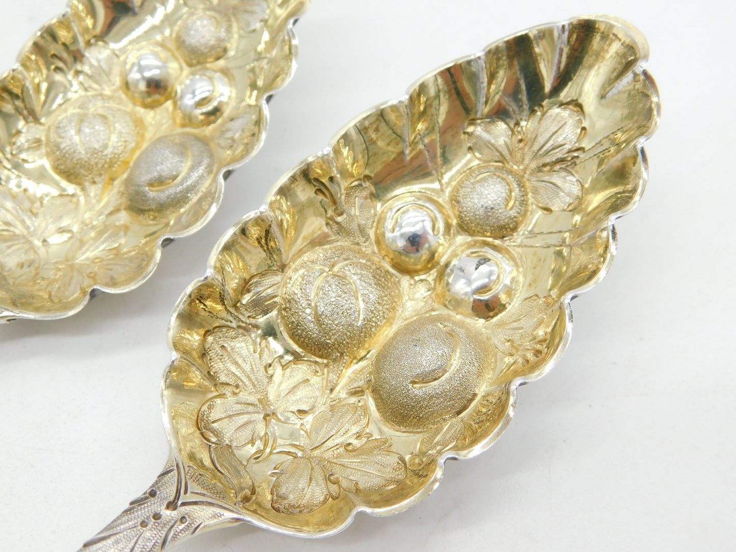 George III Sterling Silver Pair of Berry Pattern Serving Spoons Antique 1808 London