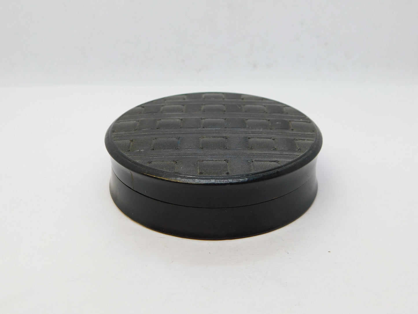 George III Pressed Bovine Horn Square Pattern Snuff Box Antique c1790