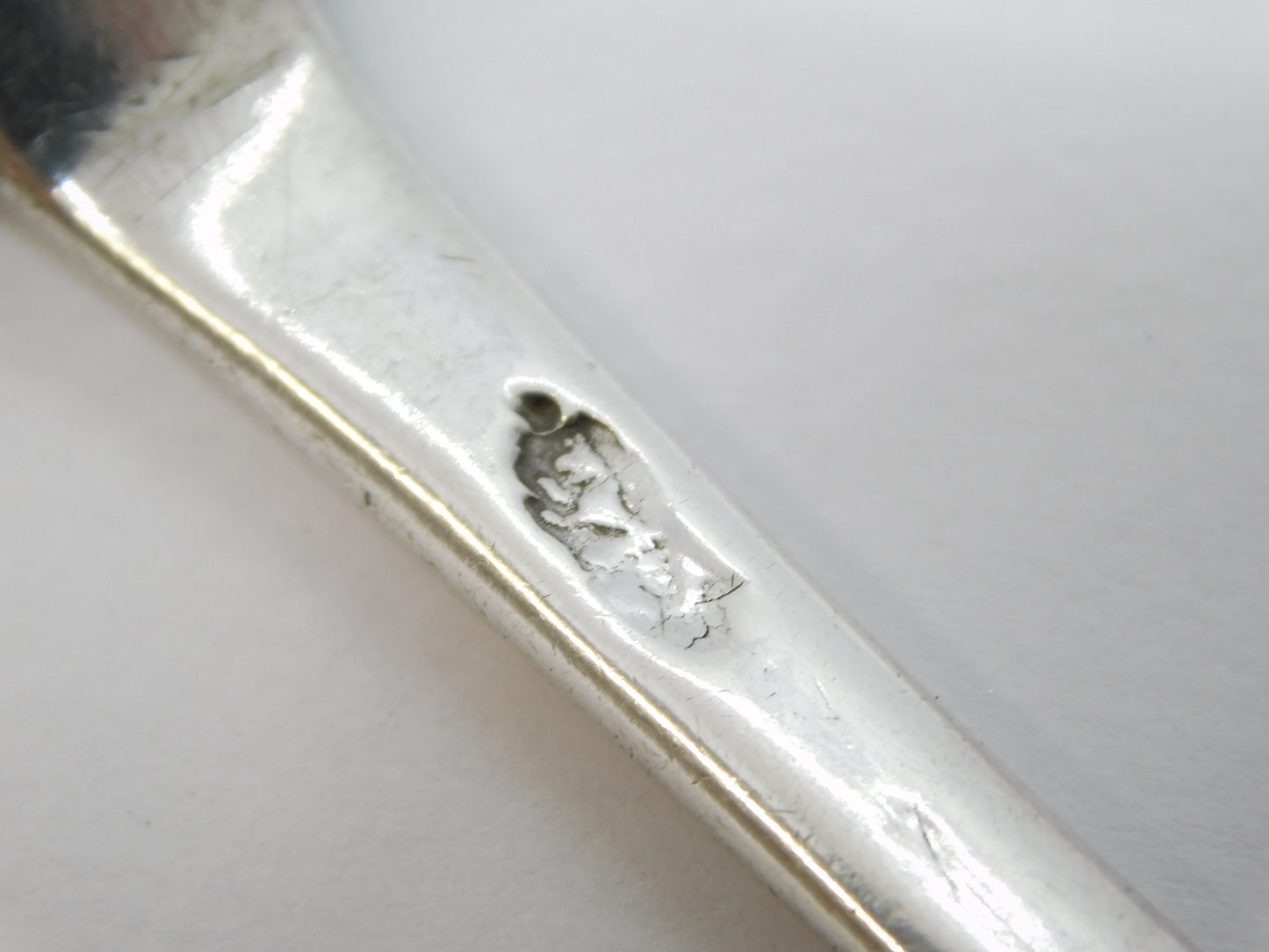 Queen Anne Britannia Silver Dog Nose Spoon Antique c1700 Thomas Sadler