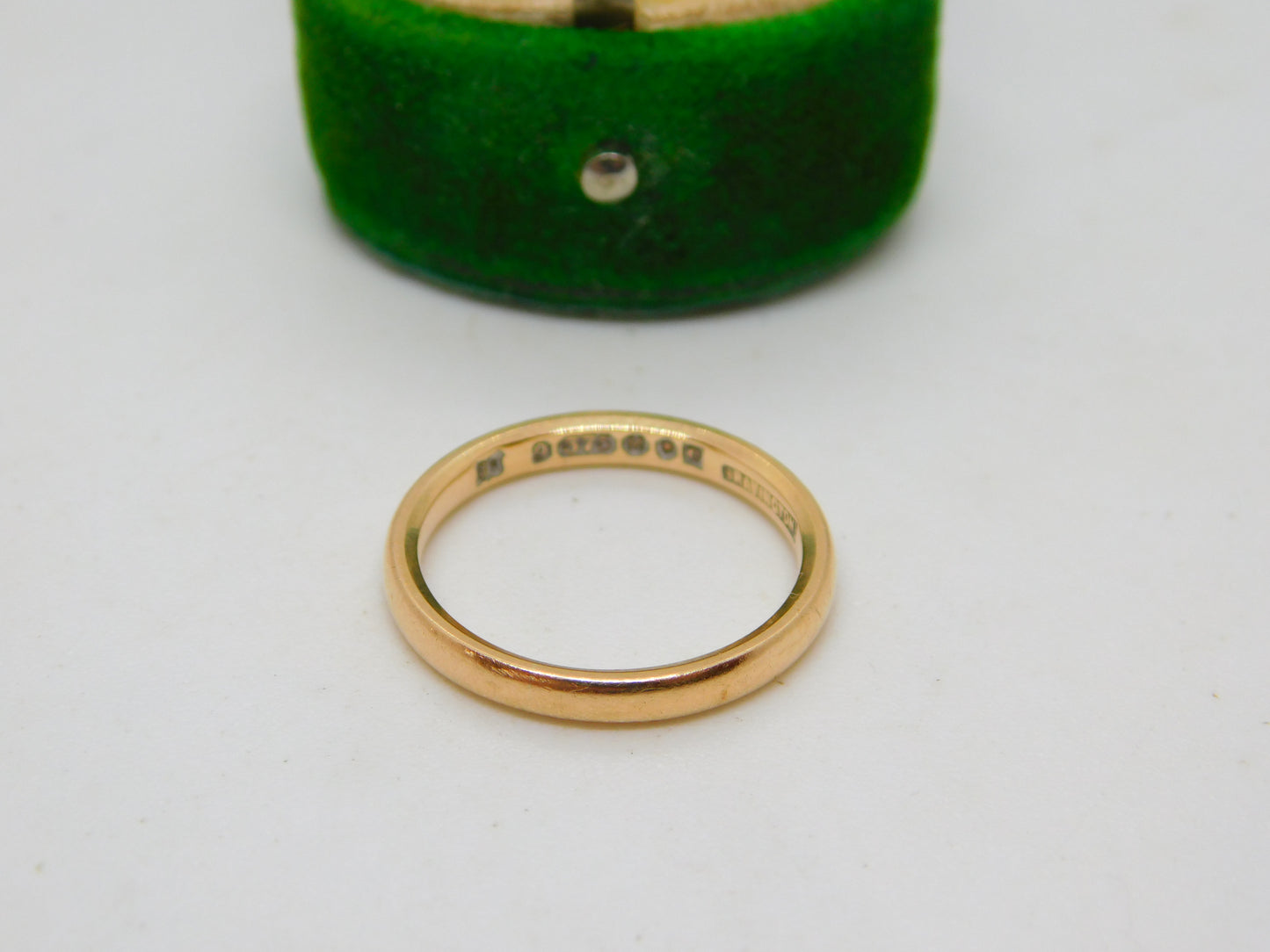 9ct Yellow Gold Wedding Band Ring Antique 1947 London Size N UK