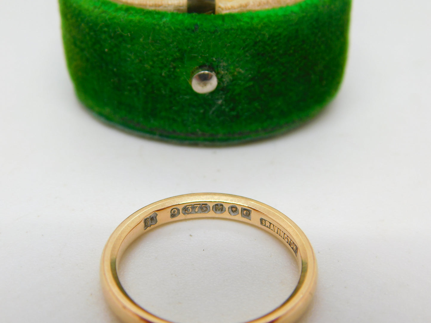 9ct Yellow Gold Wedding Band Ring Antique 1947 London Size N UK