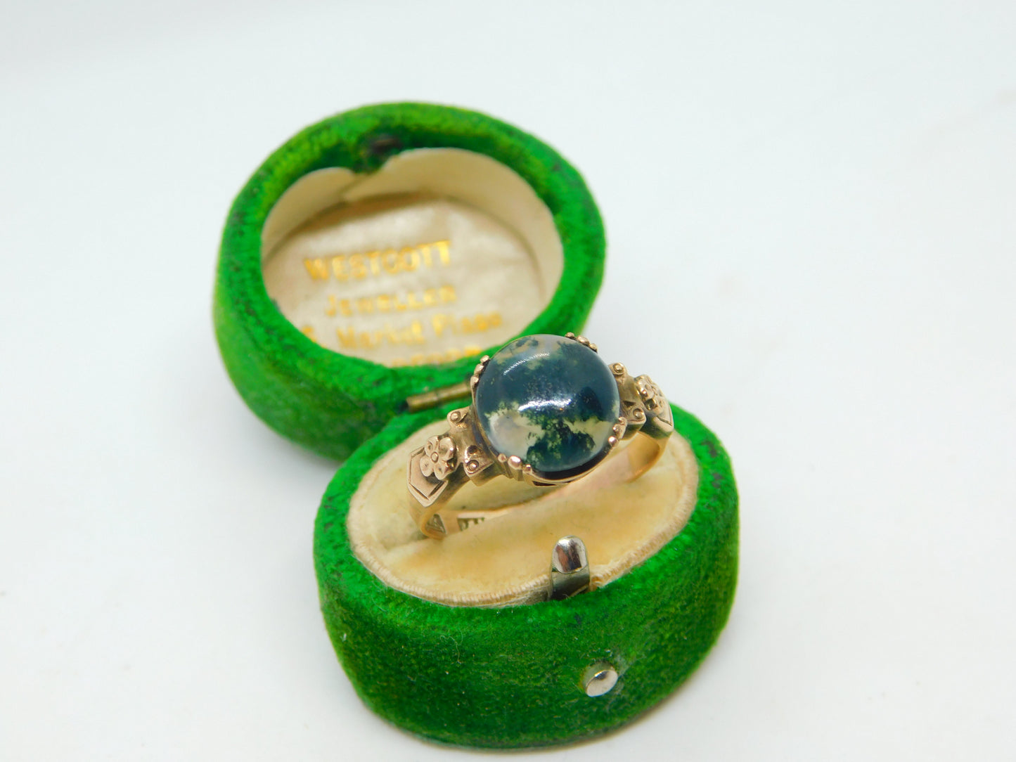 14ct Yellow Gold & Cabochon Moss Agate Floral Dress Ring Antique c1930 Art Deco