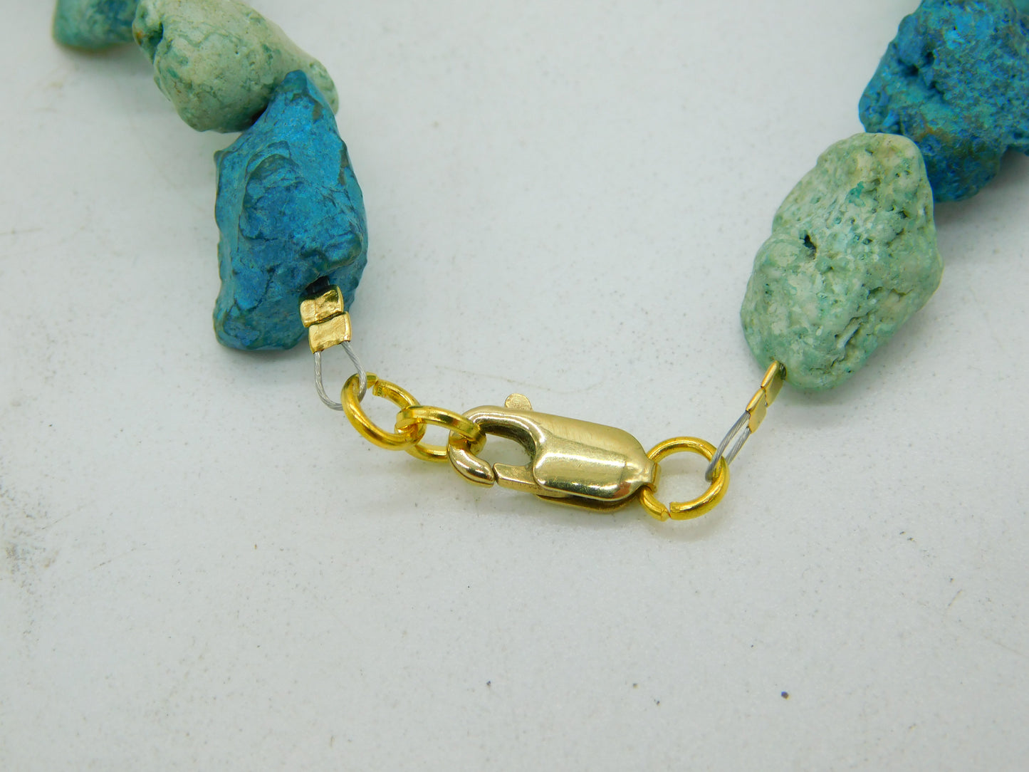 20th Century 9ct Gold Raw Turquoise Beaded Necklace Vintage c1970 52cm