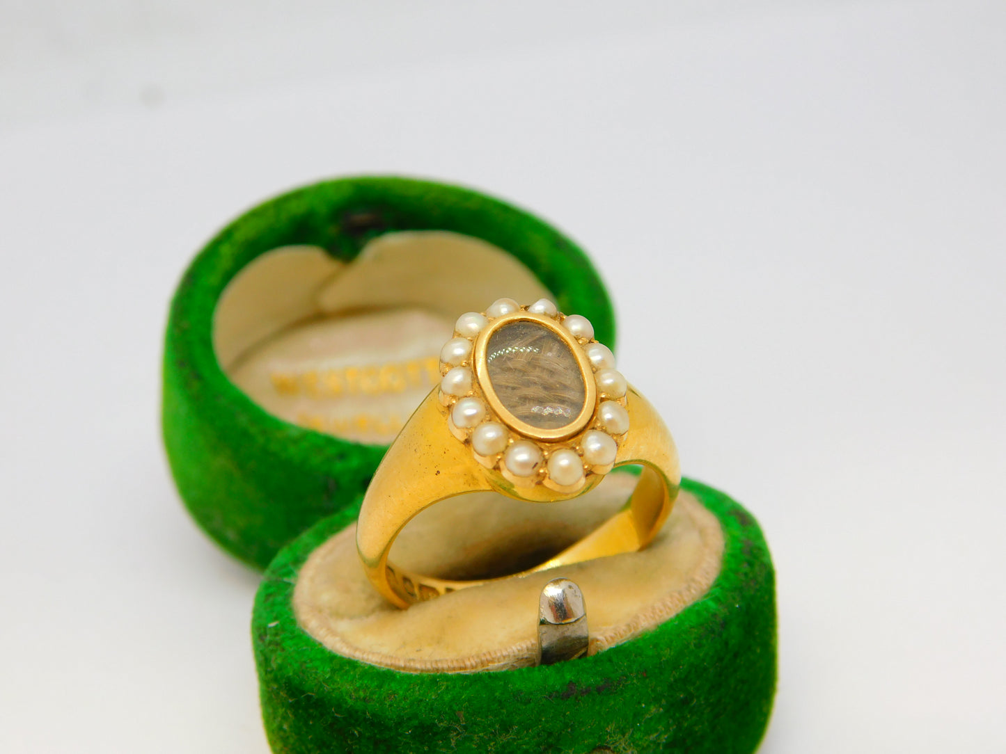 18ct Yellow Gold, Seed Pearl & Hair Set Mourning Ring Antique 1913 Chester